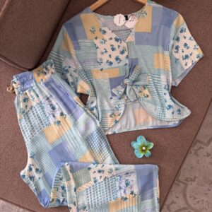 Ensemble crop top bleu ciel