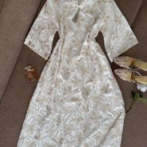 Robe Daraa longue broderie fil d’or 95% coton