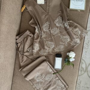 Ensemble Brise de Soie en Coupe Évasée